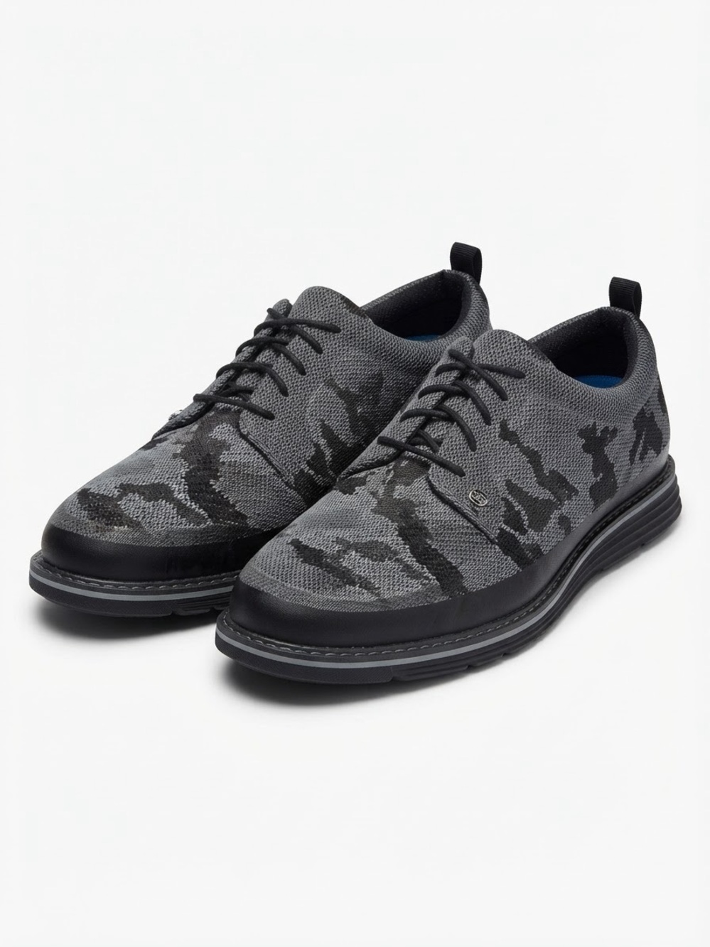 G/Fore Gallivanter Tuxedo Golf Shoes Men's Size 13 Onyx Camo Knit Spiked